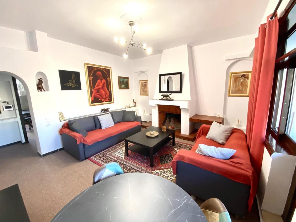 Classic 2 Bedroom Apartment Next To Metro - Marousi Atene Esterno foto
