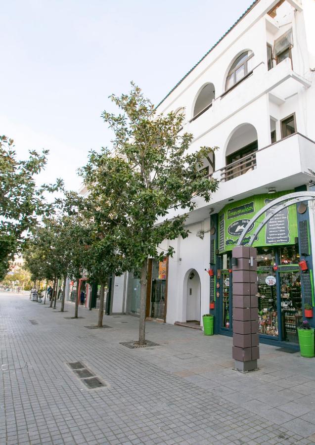 Classic 2 Bedroom Apartment Next To Metro - Marousi Atene Esterno foto