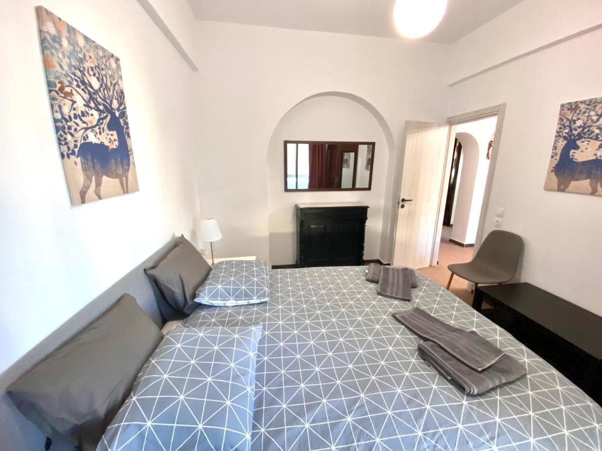 Classic 2 Bedroom Apartment Next To Metro - Marousi Atene Esterno foto
